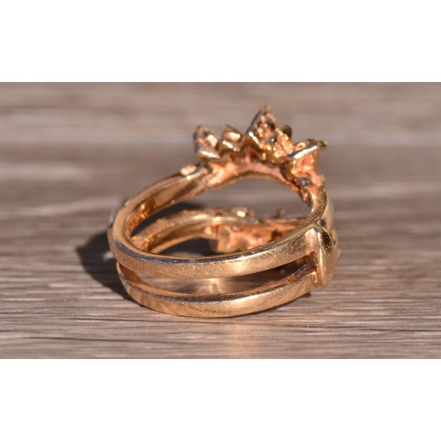 1980s The Love Jacket: Yellow Gold Jacket Style Band in Eyelash Style Motif For Sale - Image 5 of 9