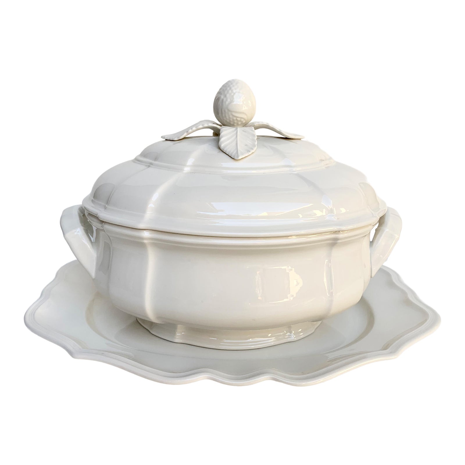 Villeroy & Boch Manoir Soup Tureen and Platter - 2 Pieces | Chairish