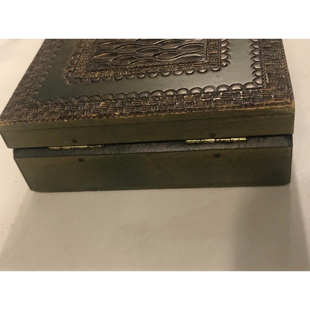 Vintage Olive Green Tramp Art Box For Sale - Image 6 of 12