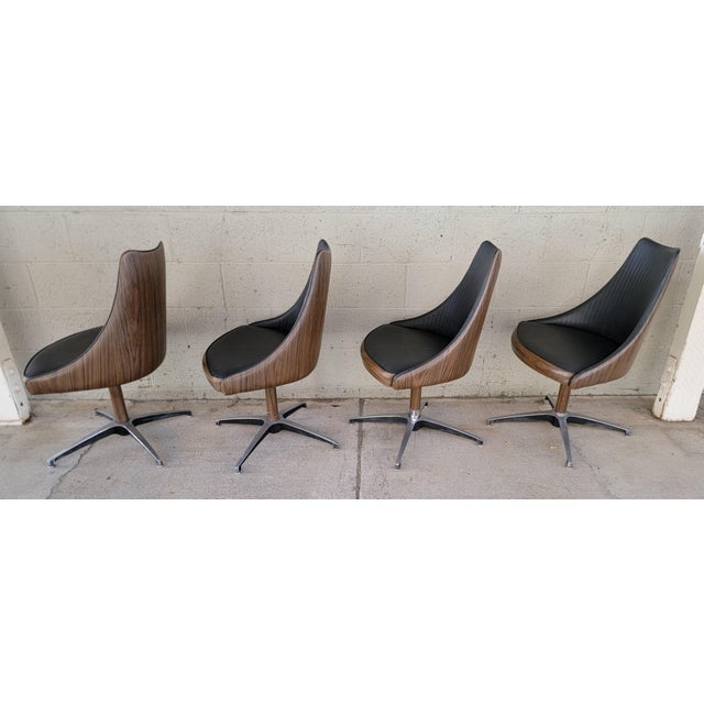 Metal Space-Age Mid-Century Modern Dinette / Dinging Set by Virtue For Sale - Image 7 of 18