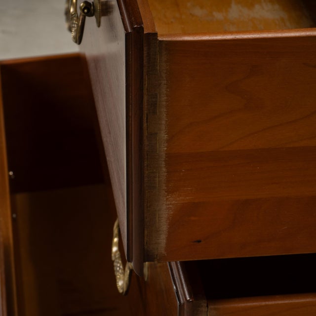 1990s Ethan Allen Regent’s Park Cherry Chest of Drawers Dresser W/ Brass Pulls For Sale - Image 9 of 18