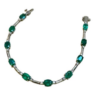 8 Carat Emerald & 1 Carat Diamond Tennis Bracelet 14 Karat White Gold, 7.25" For Sale