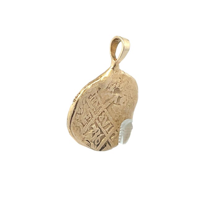14k Yellow Gold Vintage Escudo Coin Pendant For Sale - Image 4 of 5