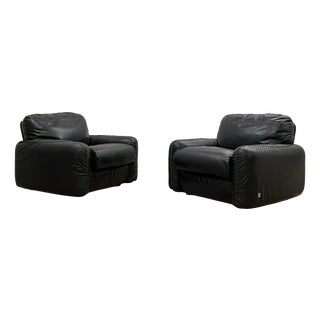 Italian Black Leather Lounge Armchairs by Busnelli Piumotto, 1970s, Set of 2 For Sale