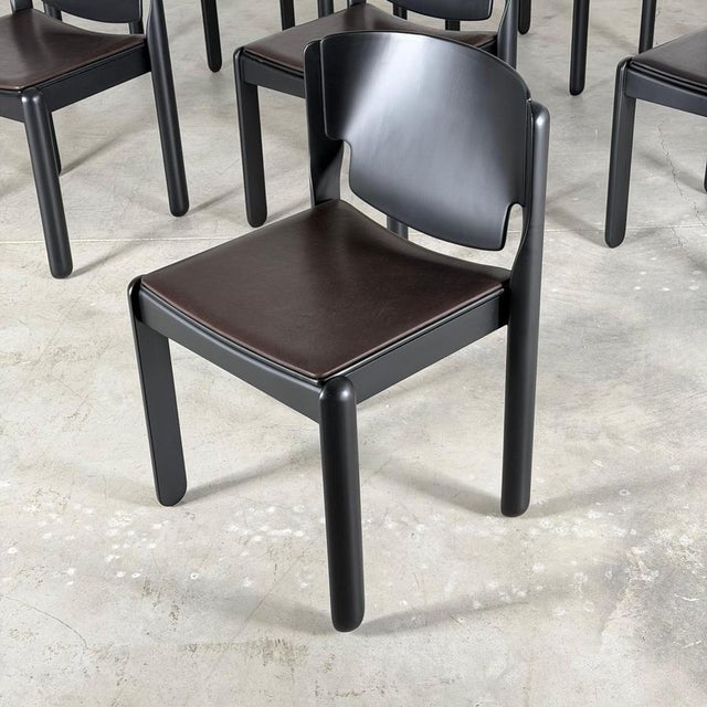 Cassina Model 122 Dining Room Chairs attributed to Vico Magistretti for Cassina, 1970s, Set of 8 For Sale - Image 4 of 18