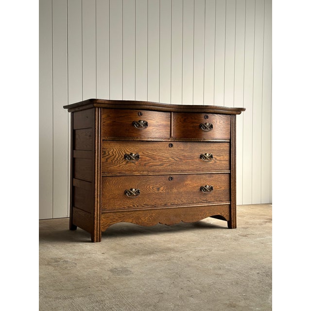 Traditional Late 19th Century Antique Serpentine Oak Chest of Drawers For Sale - Image 3 of 18