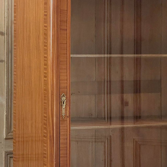 Wood 19th Century Parisian Louis XVI Marquetry Bookcase ~ Display Armoire For Sale - Image 7 of 18