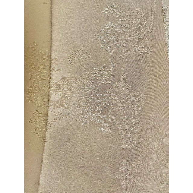 Pair of 1970s Chapman White Floral and Bird Relief Chinoiserie Lamps With White Silk Patterned Shades For Sale - Image 9 of 13