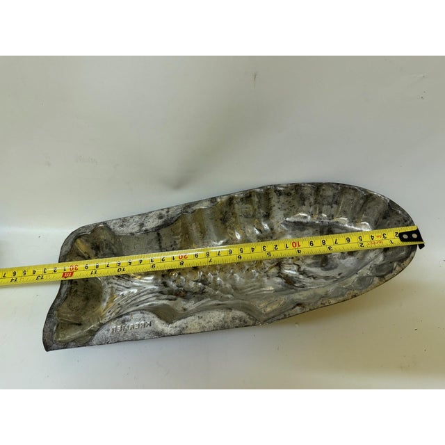 Antique Kreamer Tin Fish Mold – 12" Early 20th Century Americana Kitchen Decor For Sale - Image 9 of 11