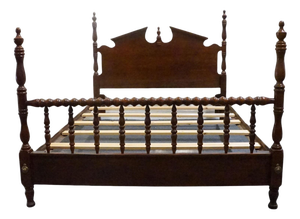 Broyhill Furniture Solid Cherry Traditional Style Queen Size Pediment Bed 6595-66