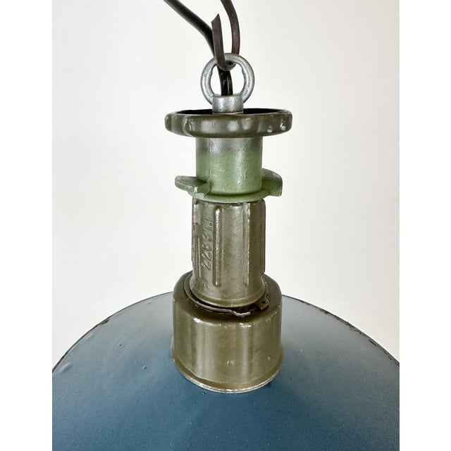 1960s Industrial Blue Enamel Factory Pendant Lamp with Cast Aluminium Top, 1960s For Sale - Image 5 of 16
