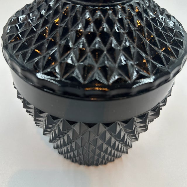 Black 1950s Mid-Century Modern Cameo Black "Diamond Point" Glass Ice Tub Bucket by Tiara Indiana For Sale - Image 8 of 8