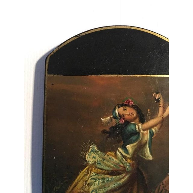 18th Century Decorative Lacquered Portrait Figures Wood Tobacco Snuff Box, 1750 For Sale - Image 10 of 18