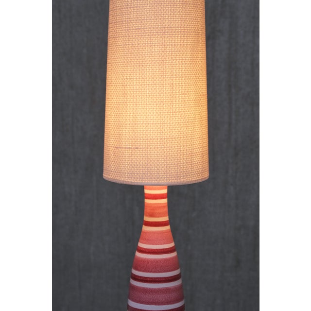 Textile Pink and Red Striped Faience Table Lamp by Stig Lindberg for Gustavsberg, Sweden 1950s For Sale - Image 7 of 11
