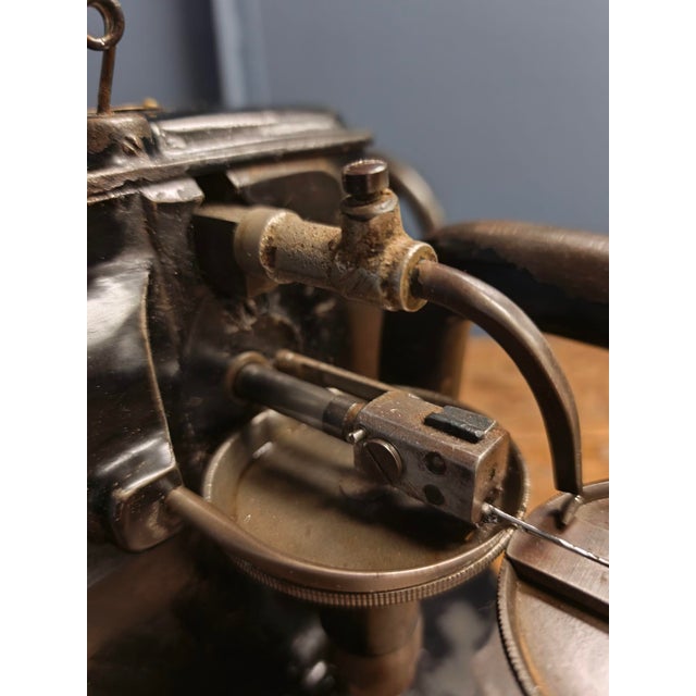 Hat Makers or Fur Makers Sewing Machine, 1920s For Sale - Image 14 of 18