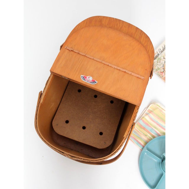 Mid-Century Redmon Picnic Basket Set For Sale - Image 10 of 18