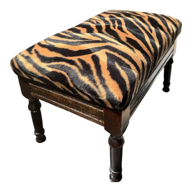 English 1920s English Mahogany Footstool With Turned Legs and Zebra Pattern Upholstery For Sale - Image 3 of 16