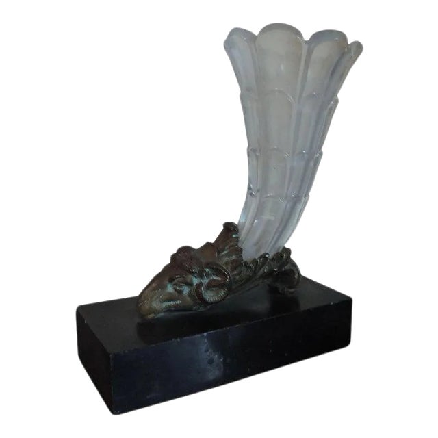 19th Century English Regency Cut Crystal Cornucopia Rhyton with Gilt Bronze Ram's Head on Black Marble Base Mantel Garniture Vase For Sale