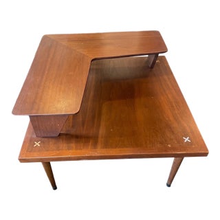 1950s Mid Century Modern Merton Gershun for American of Martinsville Two Tier Corner Table For Sale