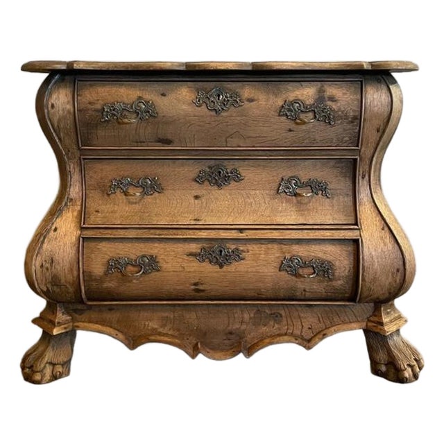Mid 19th Century Dutch Provincial Bombé Chest of Drawers For Sale