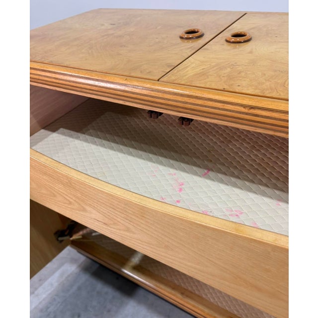 Late 20th Century Henredon Scene Two Burl Server For Sale - Image 5 of 17