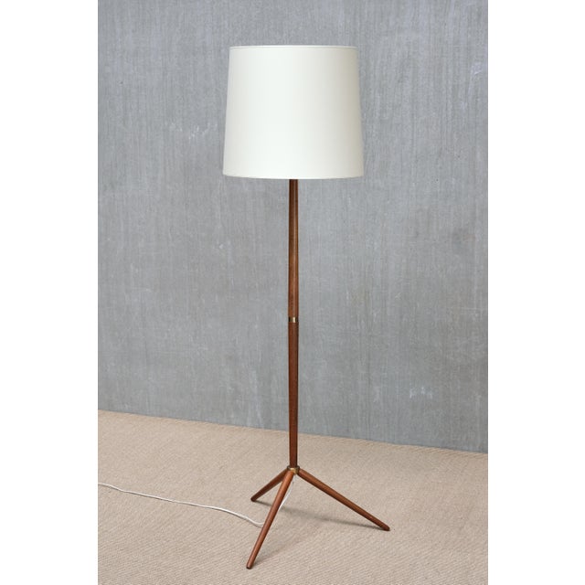 Mid-Century Modern Teak and Brass Tripod Floor Lamp from Nybro Armatur Fabrik, Sweden, 1960s For Sale - Image 9 of 9