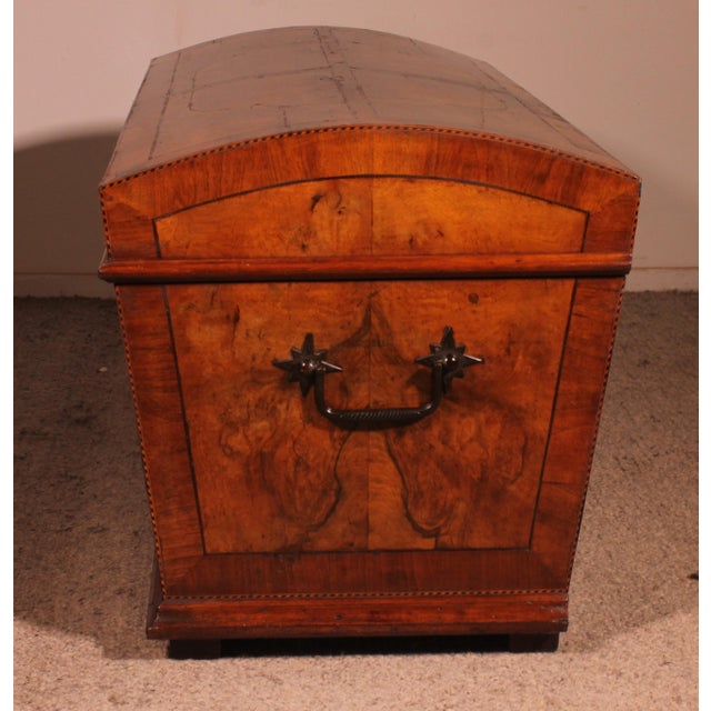 18th Century Walnut and Burl Chest For Sale - Image 9 of 14