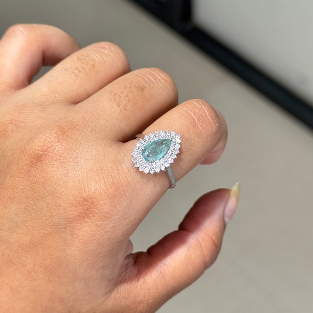 Contemporary 14k White Gold Double Halo Diamond Paraiba Tourmaline 1Carat Engagement Ring Size 7 For Sale - Image 3 of 18