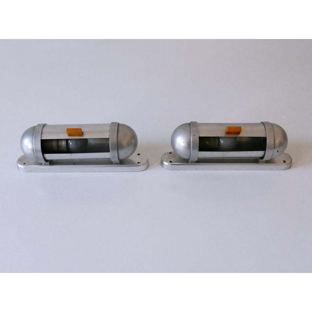 Mid-Century Modern Streamline Submarine Cabinet Sconces from König, Germany, 1940s, Set of 2 For Sale - Image 3 of 18