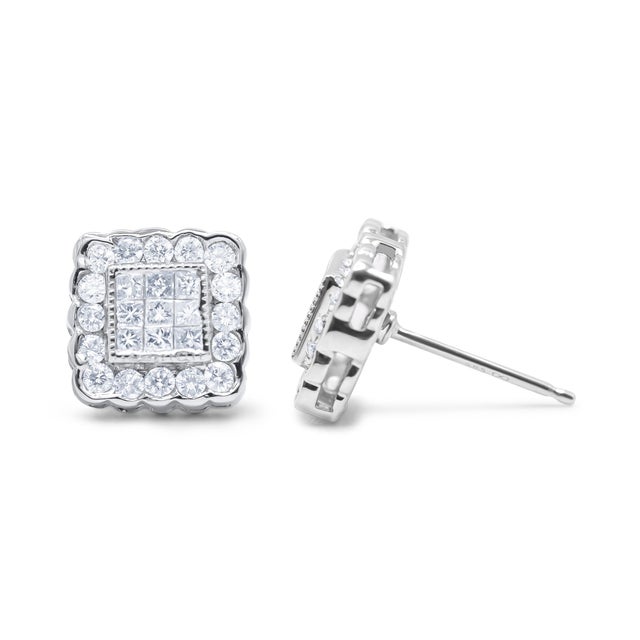 Contemporary 14K White Gold 1.0 Cttw Round Brilliant & Princess Cut Diamond Scallop-Edge Framed Square Halo Stud Earrings (G-H Color, SI1-SI2 Clarity) For Sale - Image 3 of 4