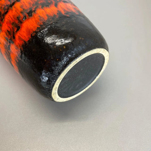 Vintage German Pottery Fat Lava Vase from Ü-Keramik WGP, 1970s For Sale - Image 14 of 16
