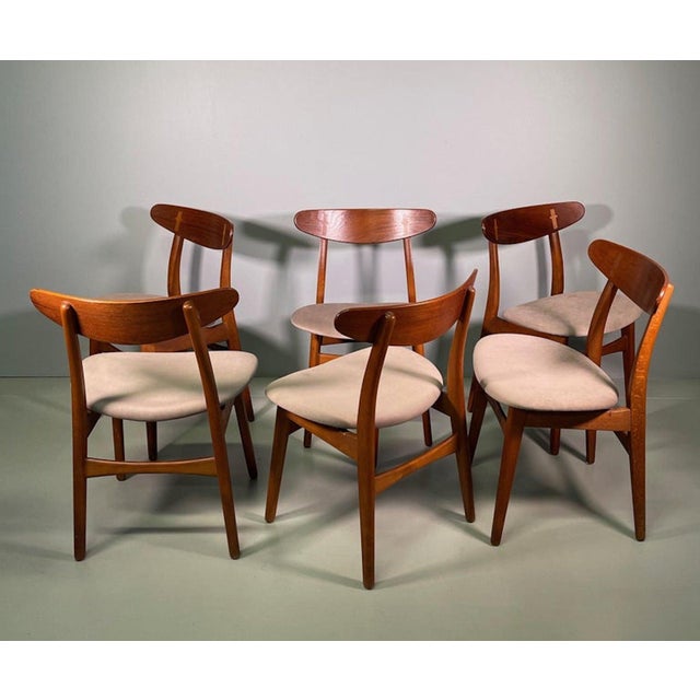 Wood CH-30 Dining Chairs by Hans Wegner for Carl Hansen & Søn, 1950, Set of 6 For Sale - Image 7 of 12