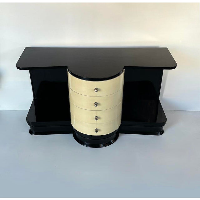 Vintage Art Deco Chest of Drawers with Curved Drawers, 1930s For Sale - Image 3 of 9