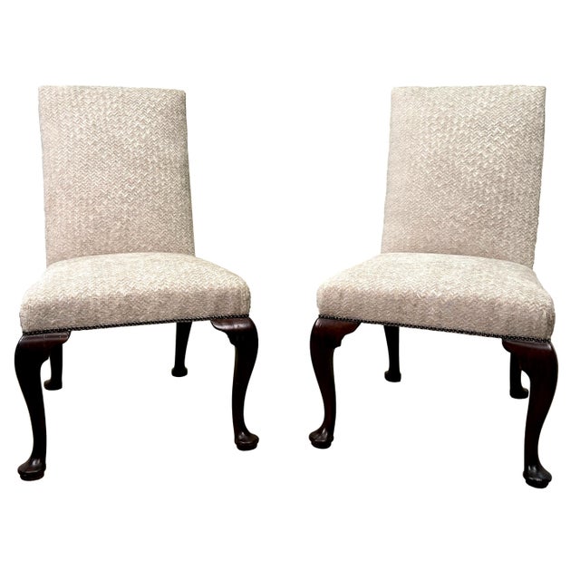 Early 18th Century Georgian Upholstered Walnut Side Chairs, 1720, Set of 2 For Sale - Image 6 of 14