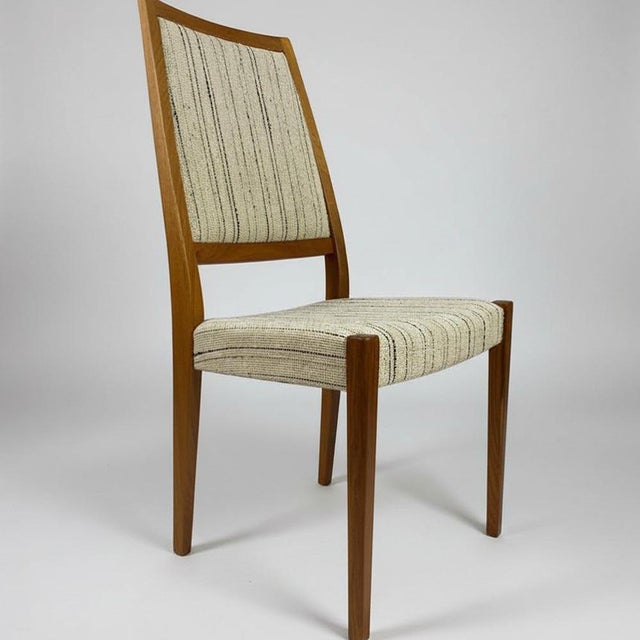 1960s Vintage Nordic Chairs in Fabric, 1960s, Set of 4 For Sale - Image 5 of 9
