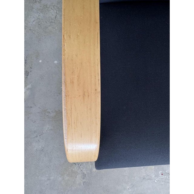 Mid-Century Model 36/401 Cantilever Chair in Birch and Black Fabric by Alvar Aalto for Artek, 1950s For Sale - Image 13 of 16