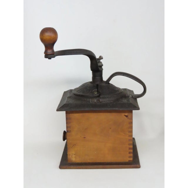 Colonial Wrightsville Hardware Co Wood Cast Iron Coffee Bean Grinder Mill 4672b For Sale - Image 4 of 18