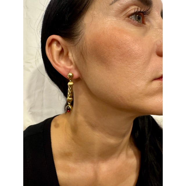 Natural Amethyst & Garnet Simple Hanging / Dangling Earring in 14 Kt Yellow Gold For Sale - Image 12 of 18