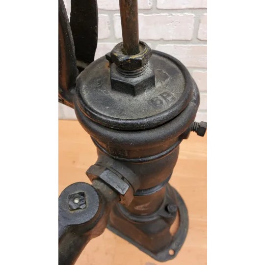 Black Antique American Black Cast Iron Farm Well Water Pump For Sale - Image 8 of 10