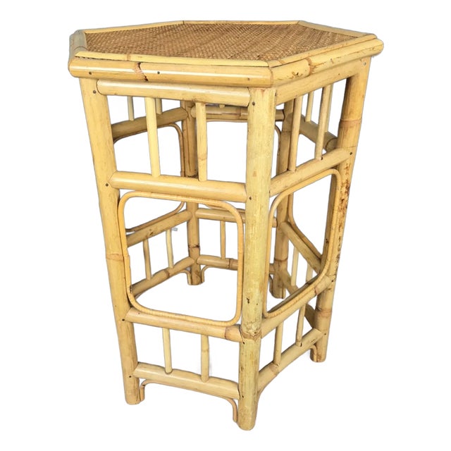 Palm Beach Style Hexagon Bamboo, Rattan & Wicker Top Side End Table For Sale