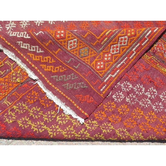 1960s Vintage Turkish Handmade Kilim Rug - 69"x117" For Sale - Image 11 of 12