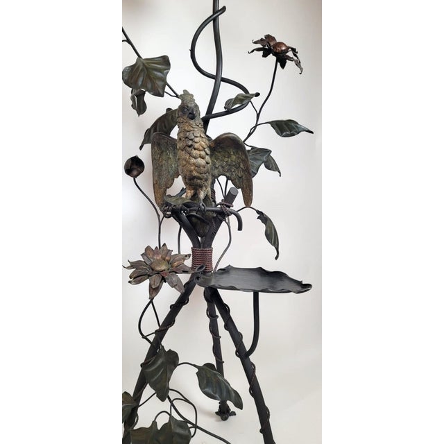 Wrought Iron Floor Lamp - Decorations with Leaves, Flowers, And Parrot Up to 250V (Europe/UK Standard).The wiring of this...