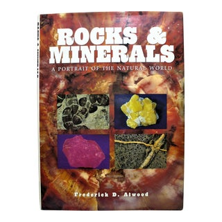 Rocks & Minerals a Portrait of the Natural World, Illustrated, Nice Coffee Table Book For Sale