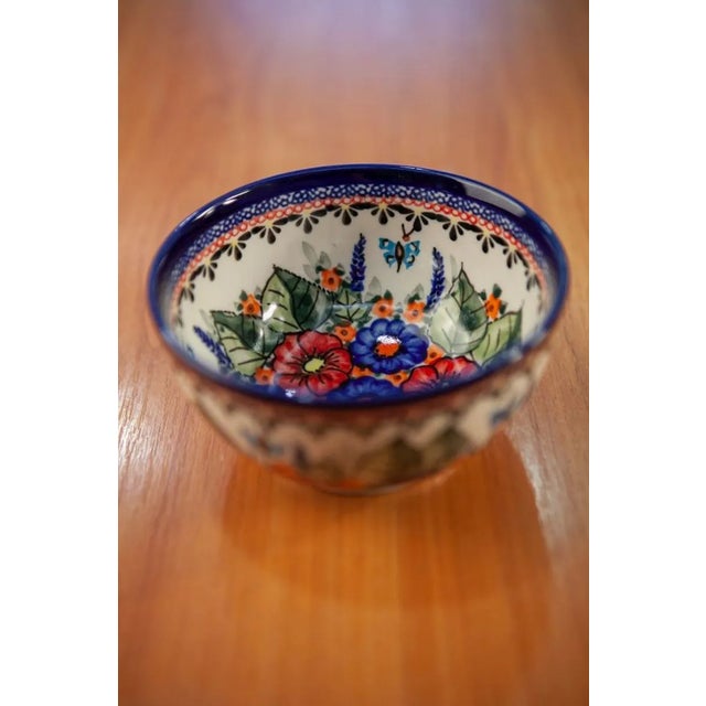 Contemporary Ceramic Bowls by Porcelana Bolesławiec, Set of 4 For Sale - Image 3 of 8