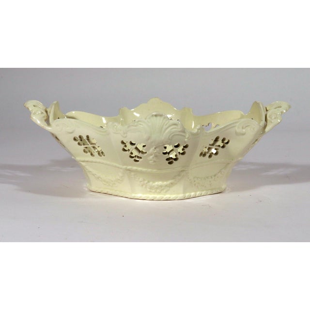 Rococo English Creamware Rococo Fruit Baskets and Stands, Pair, Pierced and Shell-Molded For Sale - Image 3 of 18