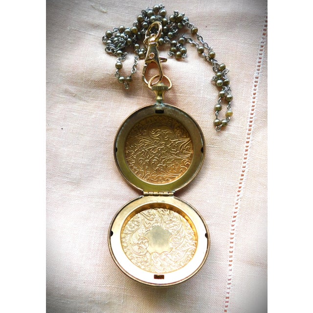 Vintage Pewter Woman Profile Cameo Pocket Watch Locket, Grey Pearl Link Chain For Sale - Image 13 of 15