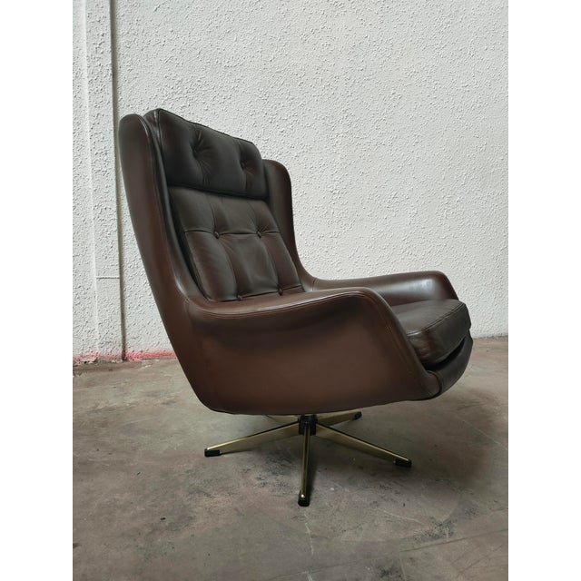 Mid-Century Modern Nordic Leather Chair, 1980 For Sale - Image 9 of 10