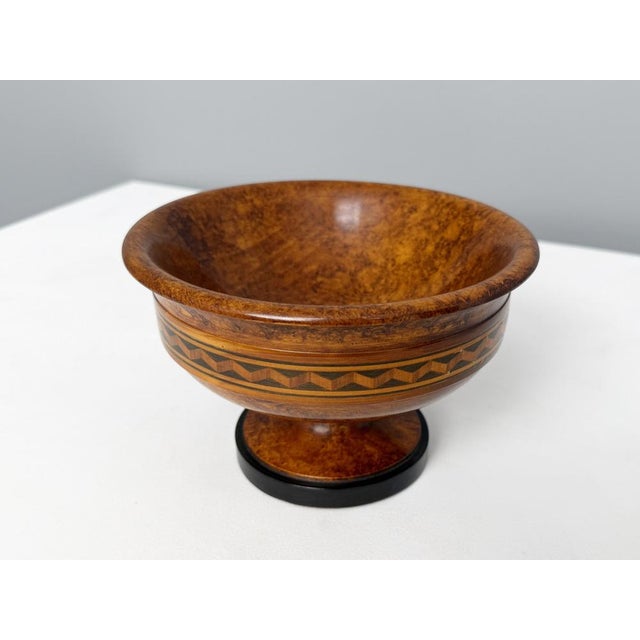 Grand Tour Bowl with Base in Veined Beech, 1890s, in Very Good conditions. Designed 1890 to 1919