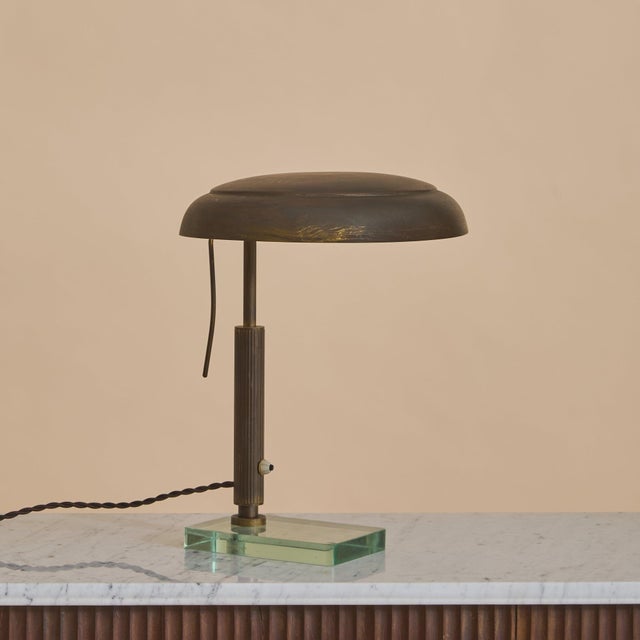 1940s Italian Modernist Table Lamp Attributed to Pietro Chiesa for Fontana Arte For Sale - Image 4 of 11