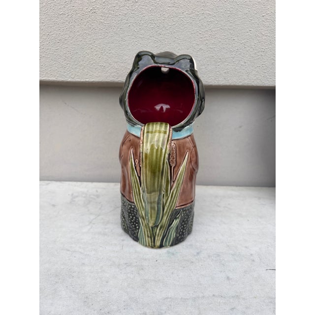 Late 19th Century French Majolica Frog Pitcher Fives Lille, Circa 1890 For Sale - Image 5 of 7
